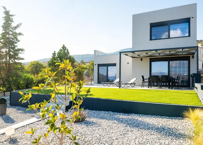 Luxury Villas Akti