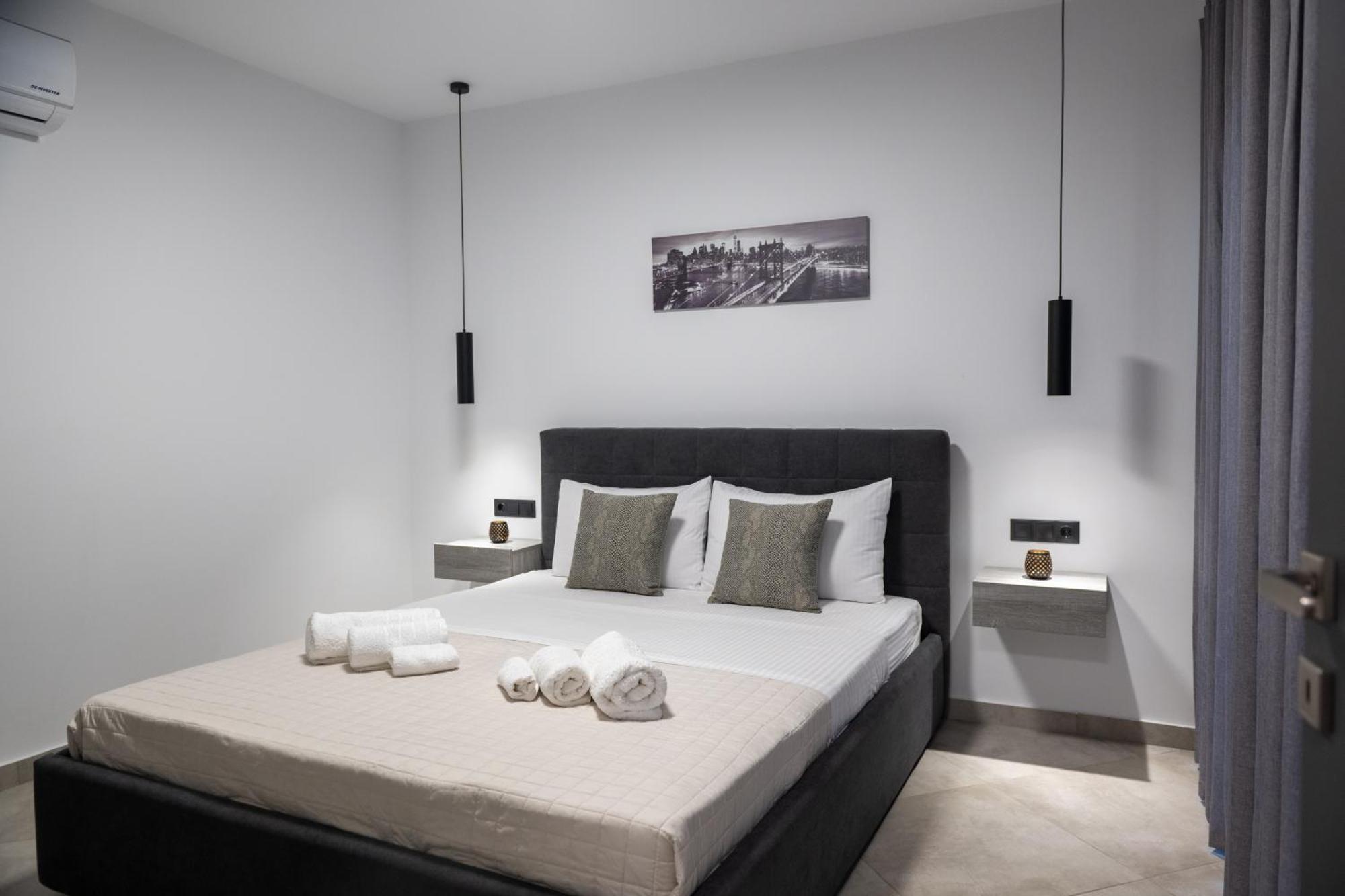 Luxury Akti Villa